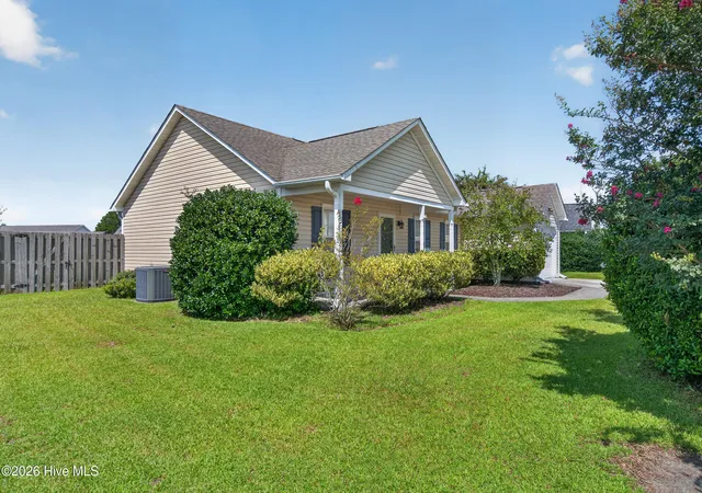 Photo 2 of Single family home for sale at 2605 Rothbury Way, Wilmington, NC 28411 | MLS# 100600689 | Listing updated on 2026-09-09