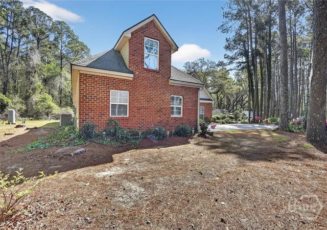 Photo 3 of Single family home for sale at 1460 Little Neck Rd, Savannah, GA 31419 | MLS# SA353052 | Listing updated on 2026-09-10