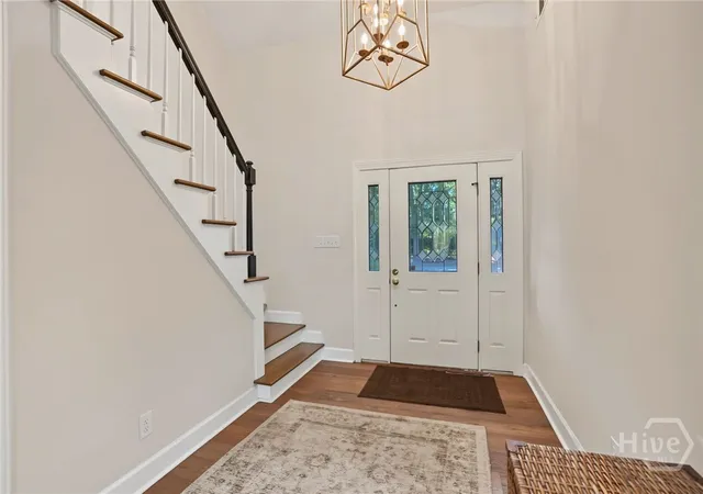 Photo 2 of Single family home for sale at 4 Halfmoon Ct, Savannah, GA 31411 | MLS# SA366441 | Listing updated on 2026-10-14