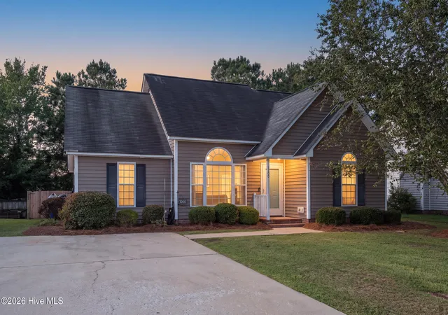 Photo 2 of Single family home for sale at 1200 Penncross Dr, Greenville, NC 27834 | MLS# 100602064 | Listing updated on 2026-09-09