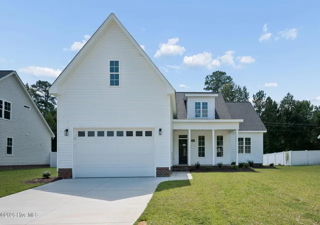 Photo 1 of Single family home for sale at 3301 School View Dr, Farmville, NC 27828 | MLS# 100562981 | Listing updated on 2026-09-11
