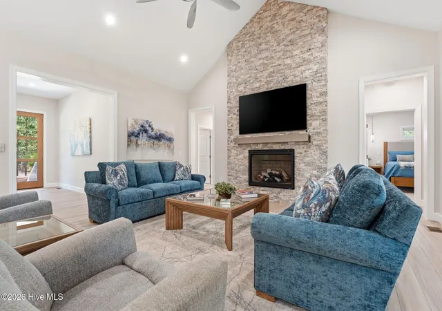 Photo 3 of Single family home for sale at 16 Middlebury Rd, Pinehurst, NC 28374 | MLS# 100583295 | Listing updated on 2026-09-15