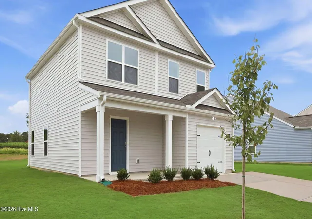 Photo 3 of Single family home for sale at 304 Rudys Ct, Ayden, NC 28513 | MLS# 100602095 | Listing updated on 2026-09-11