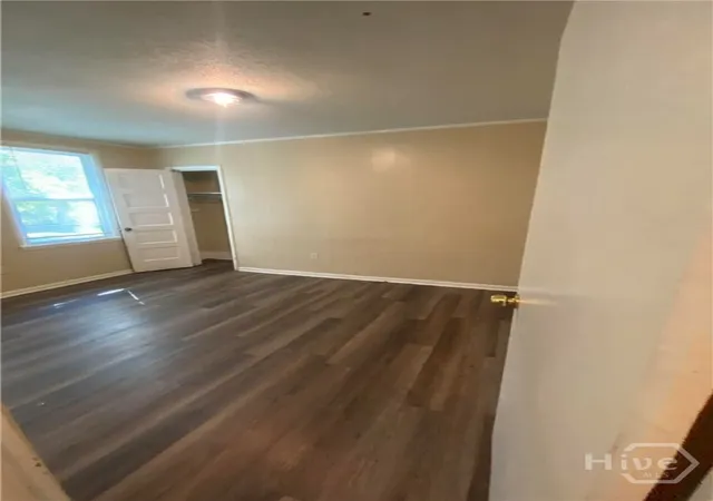 Photo 3 of Single family home for sale at 806 E 32nd Street, Savannah, GA 31401 | MLS# SA366306 | Listing updated on 2026-10-12
