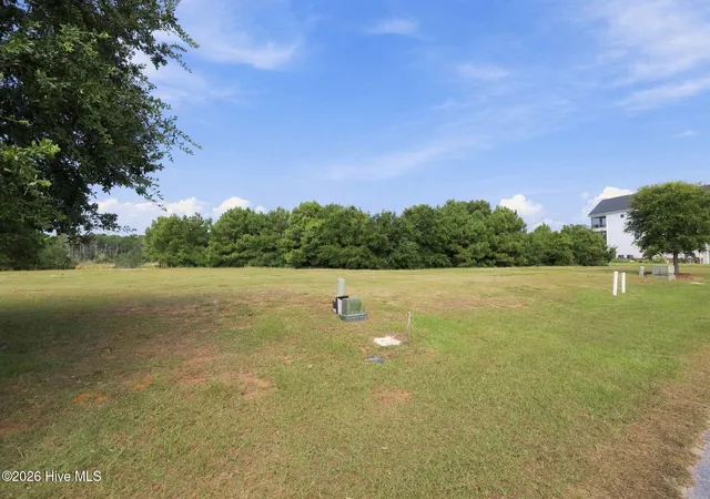 Photo 1 of Land for sale at 617 Cannonsgate Dr, Newport, NC 28570 | MLS# 100605418 | Listing updated on 2026-10-13