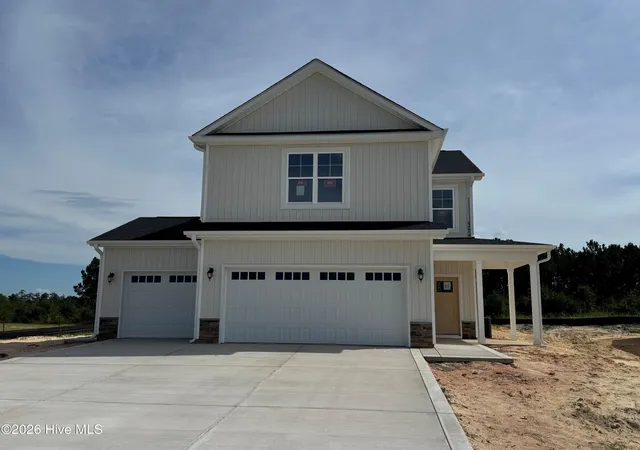 Photo 1 of Single family home for sale at 189 Ashley Hts Dr, Aberdeen, NC 28315 | MLS# 100595508 | Listing updated on 2026-09-11
