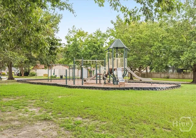 Photo 32 of Single family home for sale at 414 E 66th Street, Savannah, GA 31405 | MLS# SA364298 | Listing updated on 2026-09-13