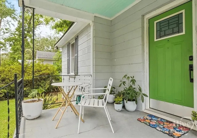 Photo 2 of Single family home for sale at 414 E 66th Street, Savannah, GA 31405 | MLS# SA364298 | Listing updated on 2026-09-13