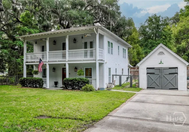 Photo 1 of Single family home for sale at 65 Richmond Dr, Savannah, GA 31406 | MLS# SA363662 | Listing updated on 2026-09-19
