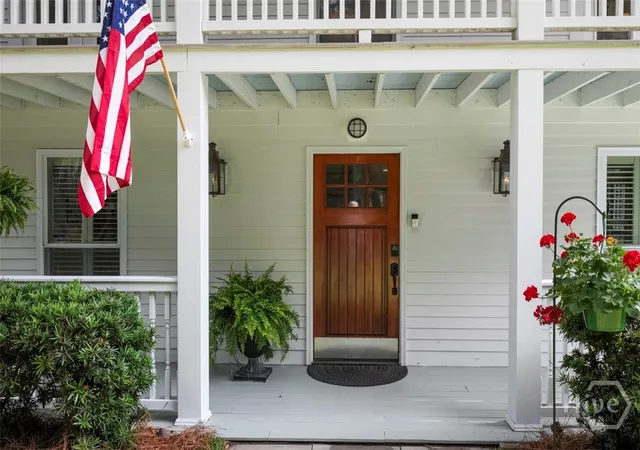 Photo 2 of Single family home for sale at 65 Richmond Dr, Savannah, GA 31406 | MLS# SA363662 | Listing updated on 2026-09-19