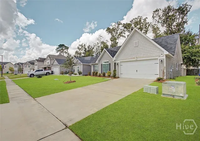 Photo 1 of Single family home for sale at 20 Swallow Tail Cir, Savannah, GA 31405 | MLS# SA364492 | Listing updated on 2026-09-16