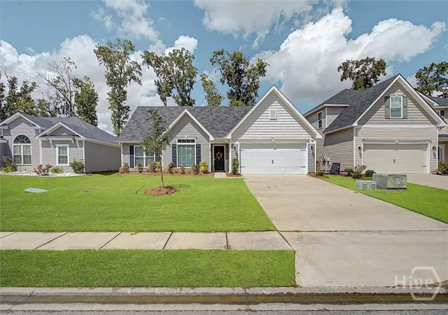 Photo 2 of Single family home for sale at 20 Swallow Tail Cir, Savannah, GA 31405 | MLS# SA364492 | Listing updated on 2026-09-16