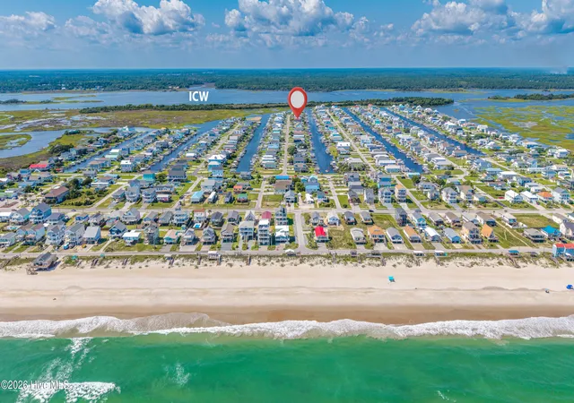 Photo 3 of Single family home for sale at 4074 4th Street, Surf City, NC 28445 | MLS# 100601423 | Listing updated on 2026-09-09