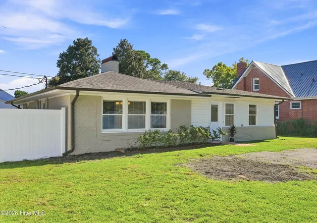 Photo 40 of Single family home for sale at 1315 Queen St, Wilmington, NC 28401 | MLS# 100602452 | Listing updated on 2026-09-10