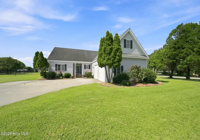 Single family home for sale at 1108 Greenmeade Ct, Greenville, NC 27858 | MLS# 100599946 | Listing updated on 2026-09-14