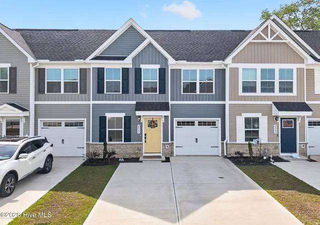 Photo 1 of Townhouse for sale at 2063 Parow Ln Nw, Calabash, NC 28467 | MLS# 100572622 | Listing updated on 2026-09-08