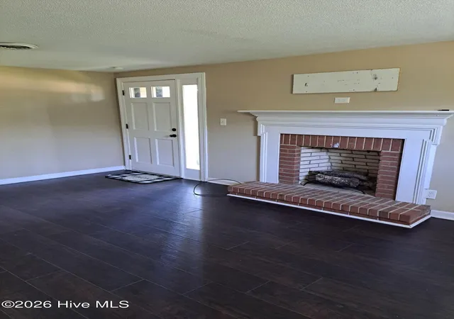 Photo 3 of Single family home for sale at 489 Highway 58 S, Kinston, NC 28504 | MLS# 100559603 | Listing updated on 2026-09-08