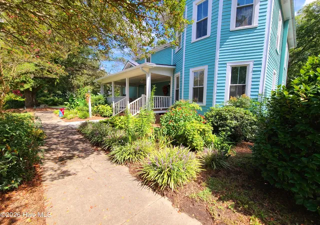 Photo 2 of Single family home for sale at 405 W Clinton St, Roseboro, NC 28382 | MLS# 100592195 | Listing updated on 2026-09-15
