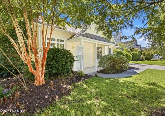 Photo 3 of Single family home for sale at 2404 Sapling Cir, Wilmington, NC 28411 | MLS# 100602193 | Listing updated on 2026-09-19