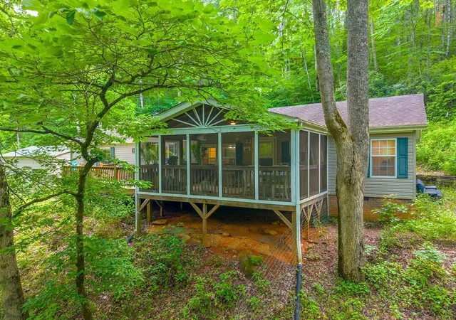 Photo 2 of Manufactured home for sale at 224 Cochrans Crk Rd, Robbinsville, NC 28771 | MLS# 98544685 | Listing updated on 2026-09-02