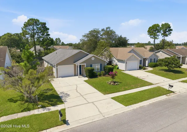 Photo 3 of Single family home for sale at 1149 Amber Pines Dr, Leland, NC 28451 | MLS# 100594294 | Listing updated on 2026-09-15