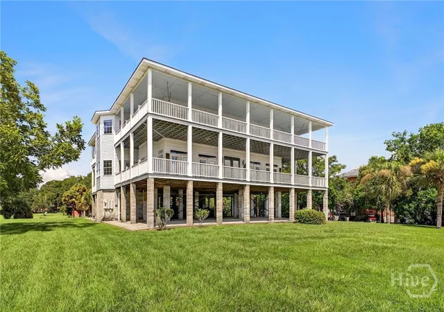 Photo 3 of Single family home for sale at 613 Rivers End Dr, Savannah, GA 31406 | MLS# SA363642 | Listing updated on 2026-10-09