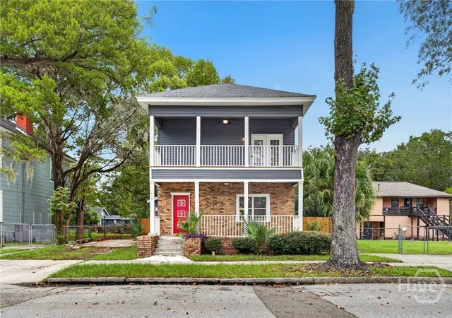 Photo 3 of Single family home for sale at 710 E 35th Street, Savannah, GA 31401 | MLS# SA366003 | Listing updated on 2026-10-24
