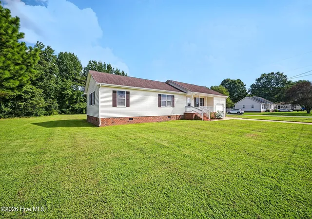 Photo 2 of Single family home for sale at 104 Sample Dr, Elizabeth City, NC 27909 | MLS# 100600786 | Listing updated on 2026-09-14