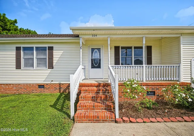 Photo 4 of Single family home for sale at 104 Sample Dr, Elizabeth City, NC 27909 | MLS# 100600786 | Listing updated on 2026-09-14
