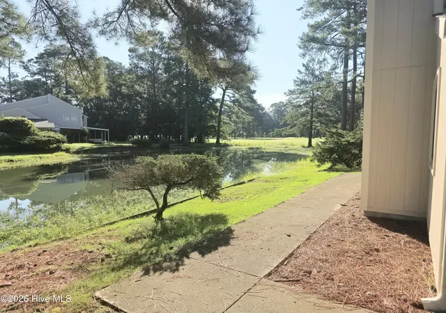 Photo 3 of Townhouse for sale at 114 Quarterdeck, New Bern, NC 28562 | MLS# 100596719 | Listing updated on 2026-09-14