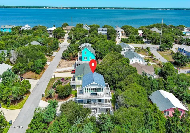 Photo 3 of Single family home for sale at 102 Gregg St, Emerald Isle, NC 28594 | MLS# 100600522 | Listing updated on 2026-09-01