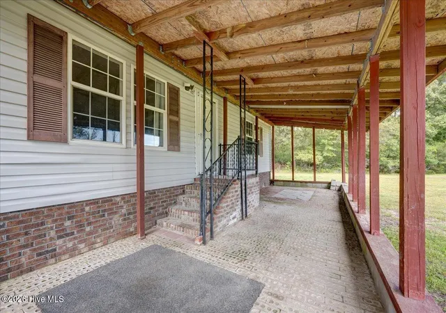 Photo 3 of Manufactured home for sale at 102 Gloria Ct, Vanceboro, NC 28586 | MLS# 100603363 | Listing updated on 2026-09-21