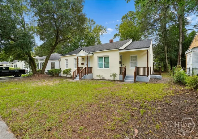 Photo 3 of House for sale at 1213-1215 E 55th Street, Savannah, GA 31404 | MLS# SA363689 | Listing updated on 2026-09-10