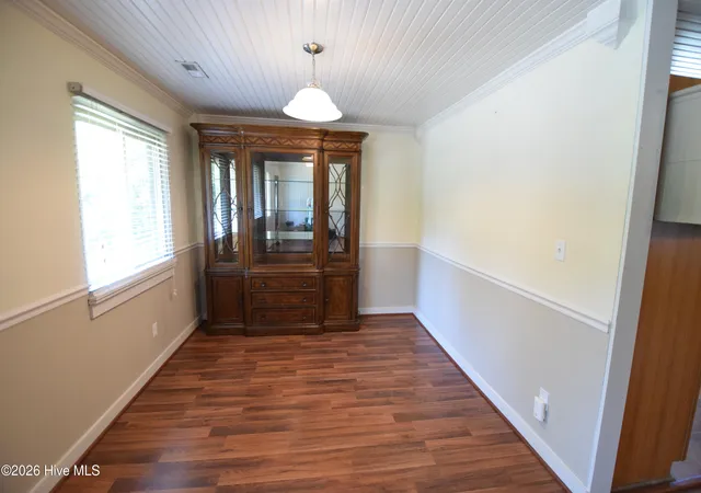 Photo 2 of Single family home for sale at 105 Captains Cvs, New Bern, NC 28562 | MLS# 100581322 | Listing updated on 2026-09-06
