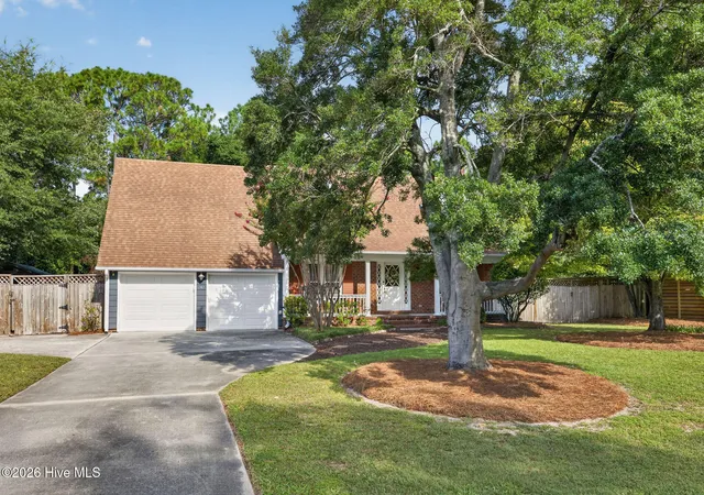 Photo 1 of Single family home for sale at 242 Dallas Dr, Wilmington, NC 28405 | MLS# 100605274 | Listing updated on 2026-10-30