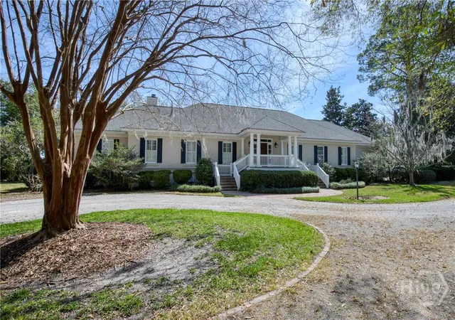 Photo 1 of Single family home for sale at 308 Bradley Point Rd, Savannah, GA 31410 | MLS# SA351080 | Listing updated on 2026-09-03