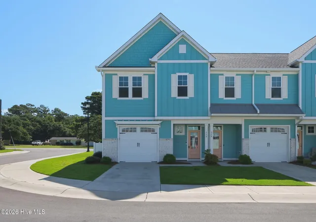 Photo 1 of Townhouse for sale at 316 Fishing Duck, Beaufort, NC 28516 | MLS# 100603067 | Listing updated on 2026-09-11