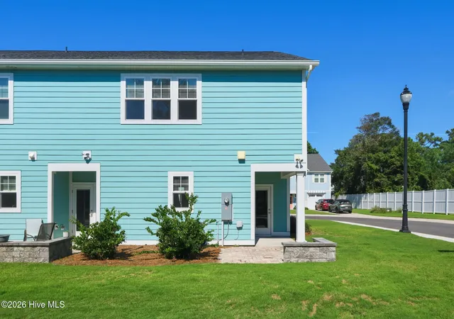 Photo 4 of Townhouse for sale at 316 Fishing Duck, Beaufort, NC 28516 | MLS# 100603067 | Listing updated on 2026-09-11