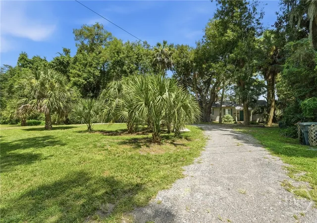 Photo 1 of Single family home for sale at 2102 East Blvd, Savannah, GA 31410 | MLS# SA359977 | Listing updated on 2026-09-08