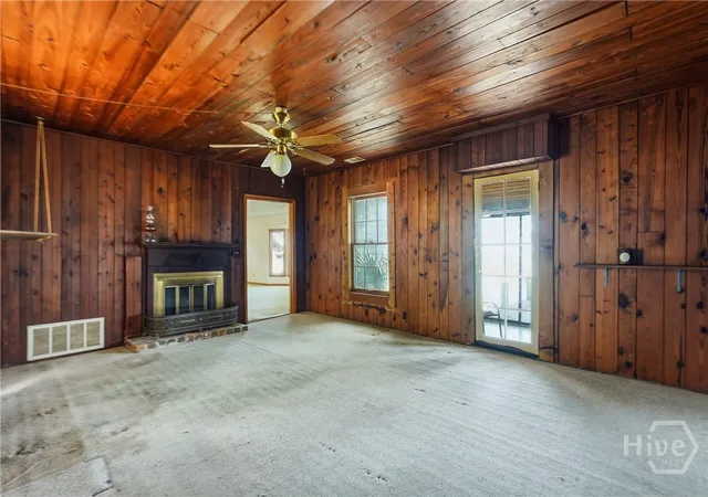 Photo 2 of Single family home for sale at 2102 East Blvd, Savannah, GA 31410 | MLS# SA359977 | Listing updated on 2026-09-08