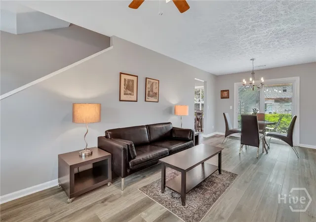 Photo 3 of Single family home for sale at 11 Ropemaker Ct, Savannah, GA 31410 | MLS# SA364429 | Listing updated on 2026-09-18