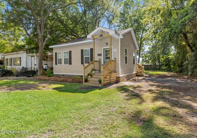 Photo 3 of Single family home for sale at 129 Preston Rd, Jacksonville, NC 28540 | MLS# 100601387 | Listing updated on 2026-09-04