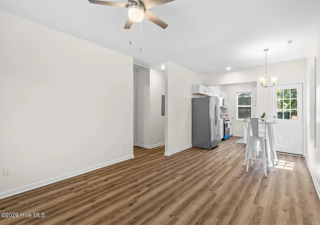 Photo 3 of Single family home for sale at 129 Preston Rd, Jacksonville, NC 28540 | MLS# 100601387 | Listing updated on 2026-09-04