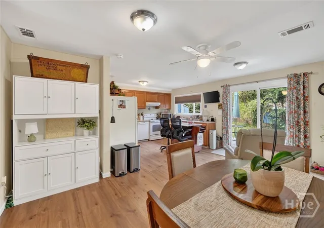 Photo 3 of Single family home for sale at 406 Willow Rd, Savannah, GA 31419 | MLS# SA363288 | Listing updated on 2026-09-20