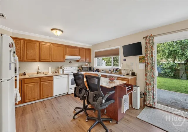Photo 4 of Single family home for sale at 406 Willow Rd, Savannah, GA 31419 | MLS# SA363288 | Listing updated on 2026-09-20
