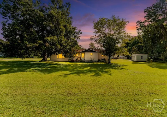 Photo 2 of Single family home for sale at 302 Chevis Rd, Savannah, GA 31419 | MLS# SA363898 | Listing updated on 2026-09-04