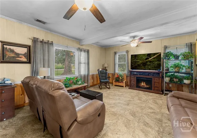 Photo 4 of Single family home for sale at 302 Chevis Rd, Savannah, GA 31419 | MLS# SA363898 | Listing updated on 2026-09-04