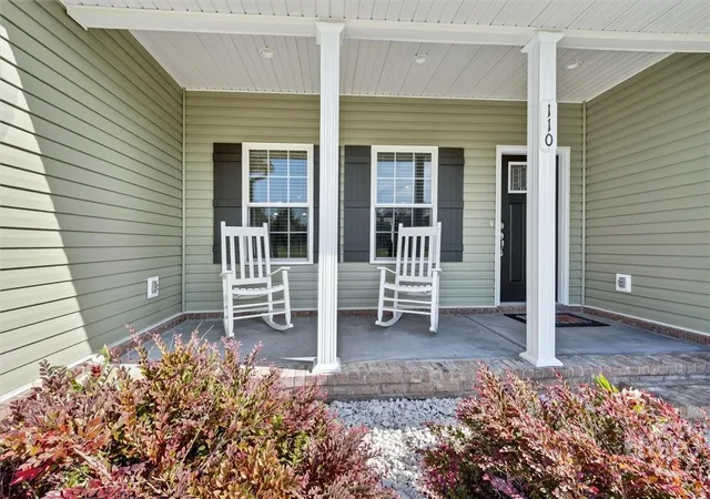 Photo 4 of Single family home for sale at 110 Cameron Oaks Dr, Guyton, GA 31312 | MLS# SA362001 | Listing updated on 2026-09-15