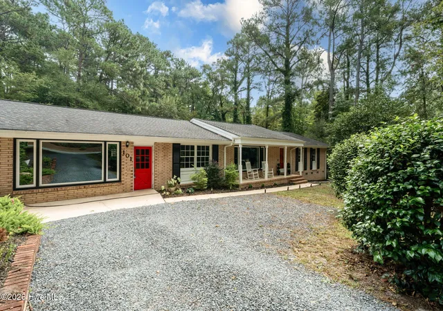 Photo 3 of Single family home for sale at 101 Boyd Ln, Southern Pines, NC 28387 | MLS# 100603555 | Listing updated on 2026-09-19