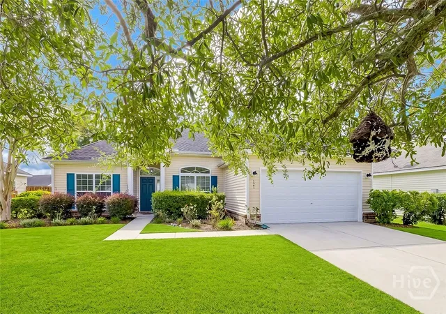 Photo 2 of Single family home for sale at 121 Willow Point Cir, Savannah, GA 31407 | MLS# SA366250 | Listing updated on 2026-10-17